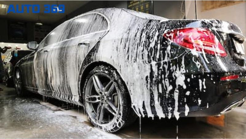 rửa xe hơi định kì